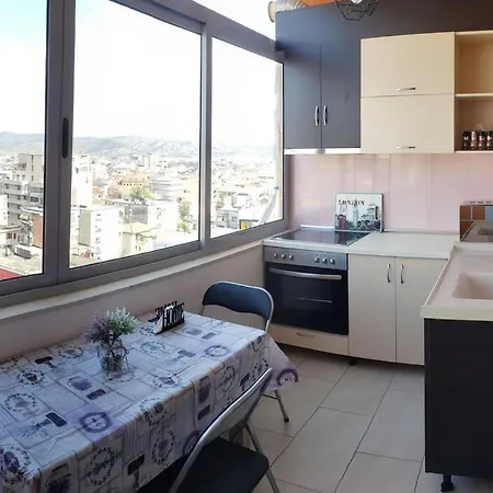 Nr. 27. E Luminoso. Apartment Shkoder