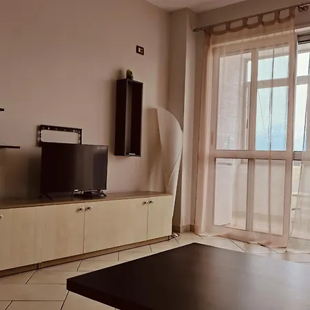 Nr. 27. E Luminoso. Apartment Shkoder