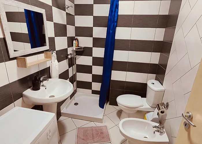 Nr. 27. E Luminoso. Appartamento *